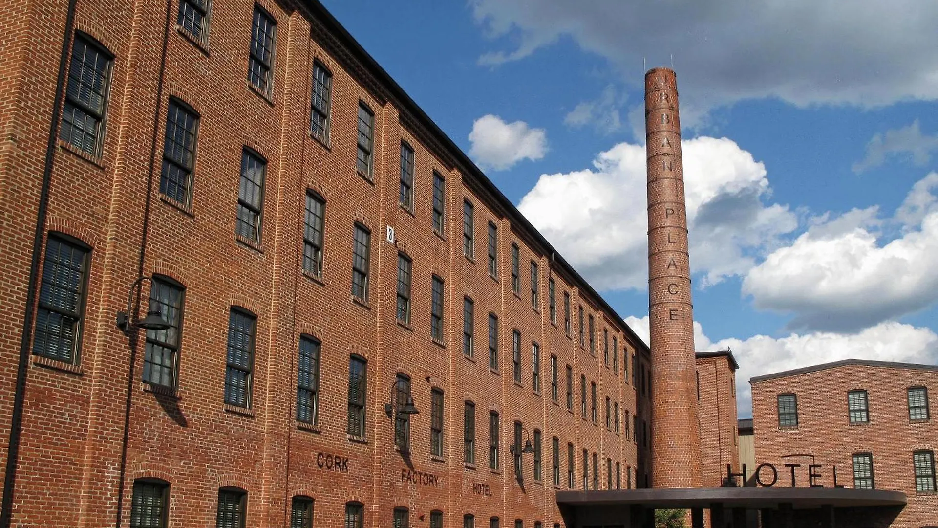 2 Central Hotels Near Lancaster's Central Market Worth Booking