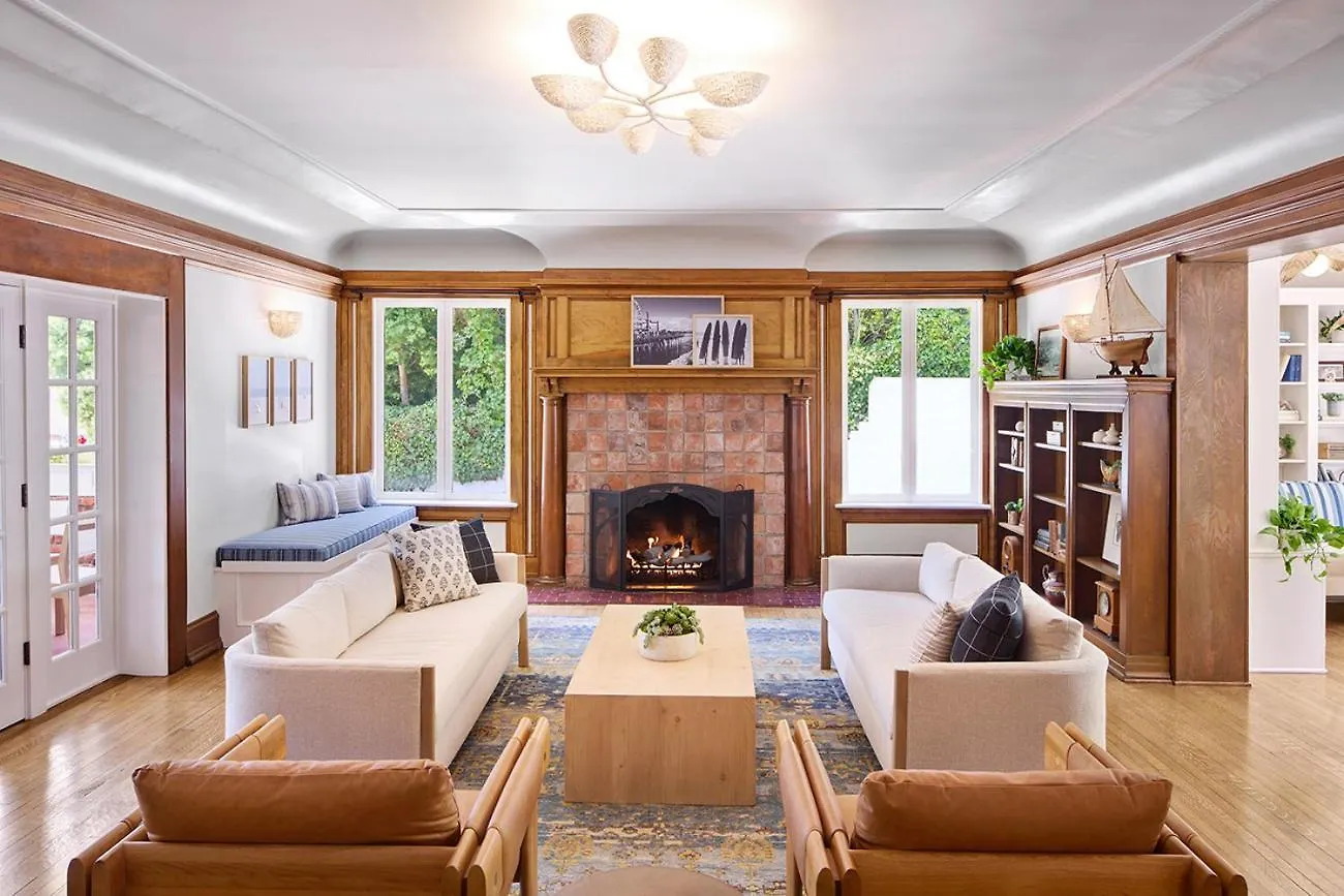 5 Boutique Hotels Near Westfield Century City Worth Booking