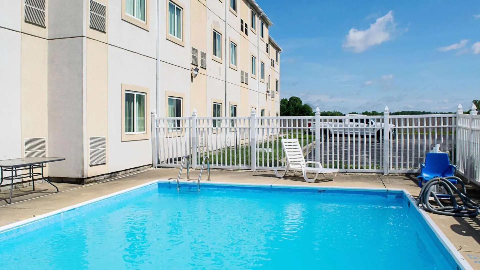 7 Smart Luxury Hotels In Indiana Worth Booking