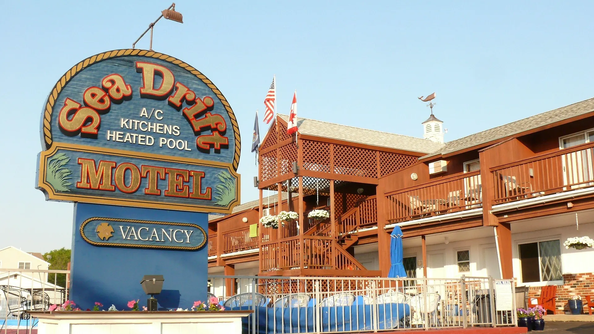 Where to Stay Near Maine Indoor Karting: 5 Best 3-Star Hotels